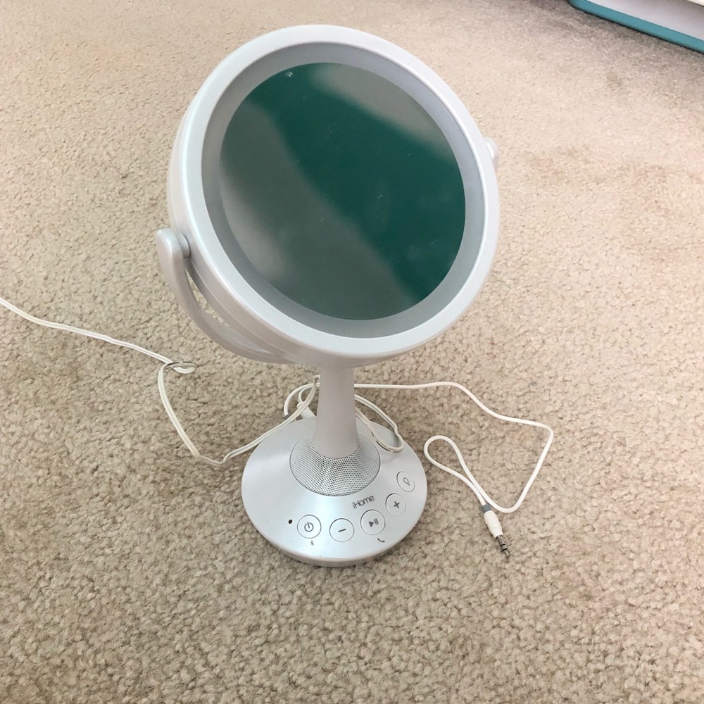 Makeup mirror!